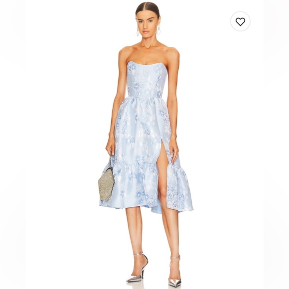 V Chapman Dress - Picture 1 of 7